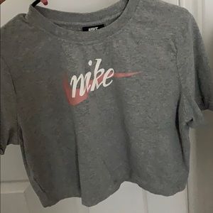 Nike Crop top NWOT